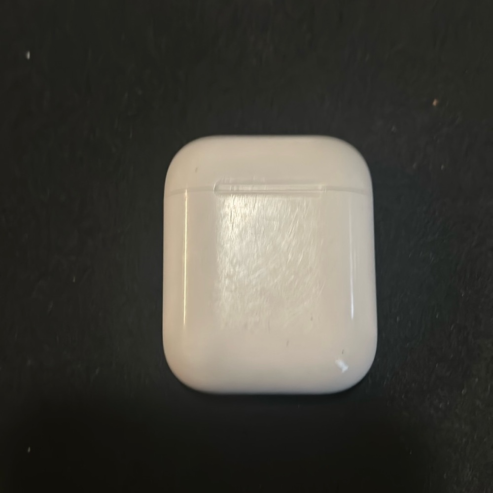 Second generation Apple AirPods CASE ONLY.